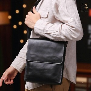 Handmade Cow Leather Crossbody Bag: Vintage Flap Pocket Purse