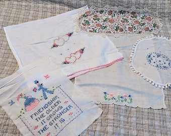 Vintage Table Linens lot of 5