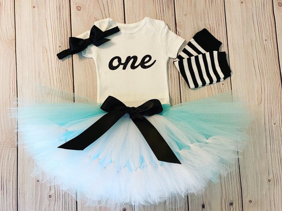 alice in wonderland first birthday outfit