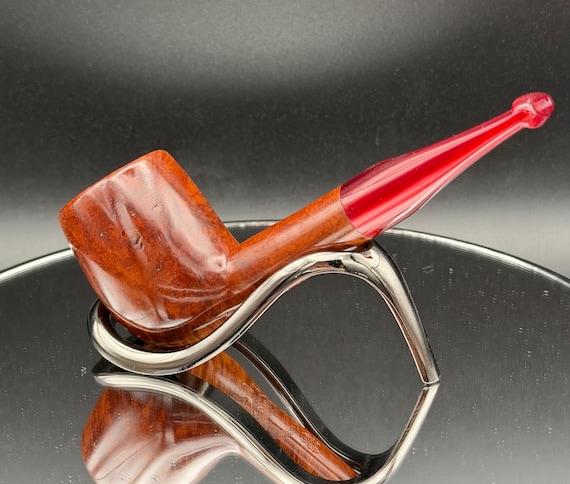 Handmade briar tobacco pipe