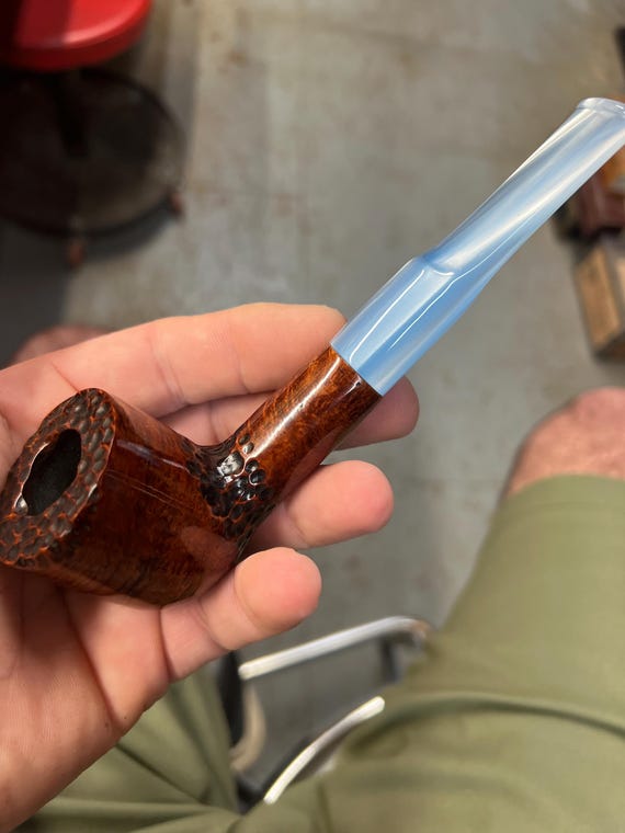 Handmade briar tobacco pipe