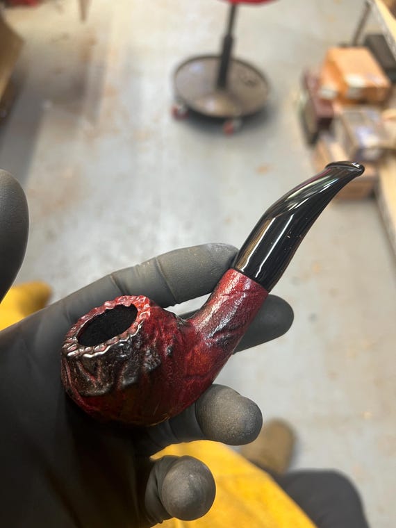 Handmade briar tobacco pipe