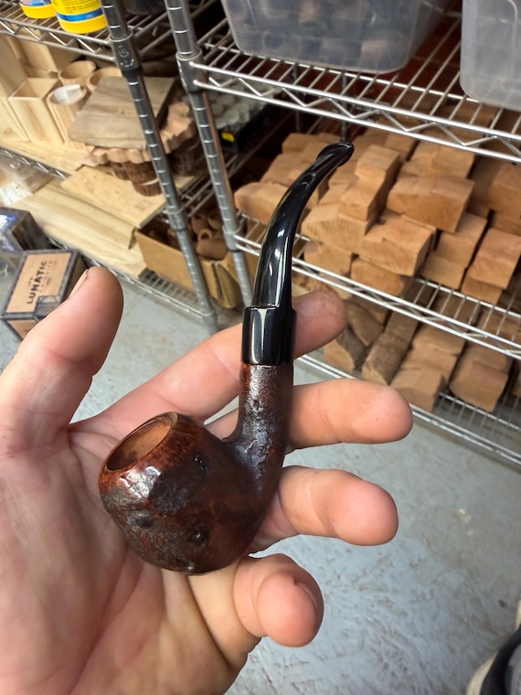 Handmade briar tobacco pipe