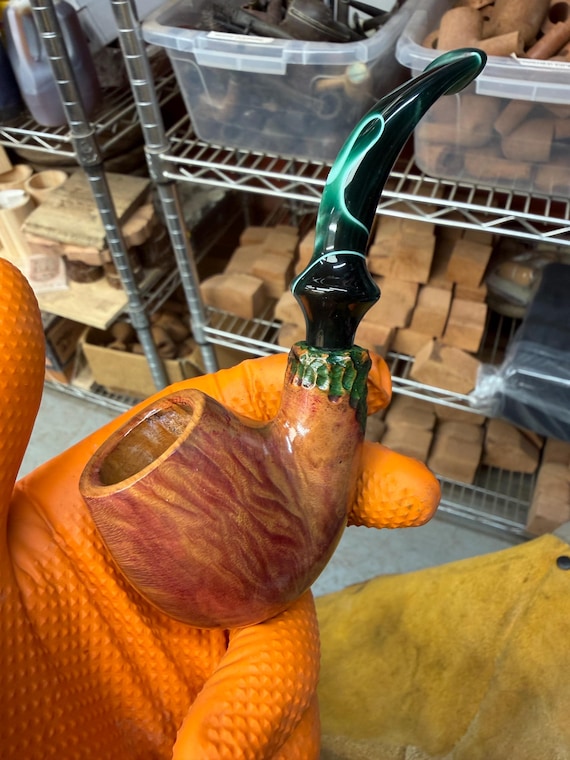 Handmade briar tobacco pipe