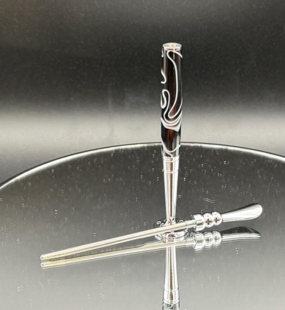 Fancy tobacco pipe tamper