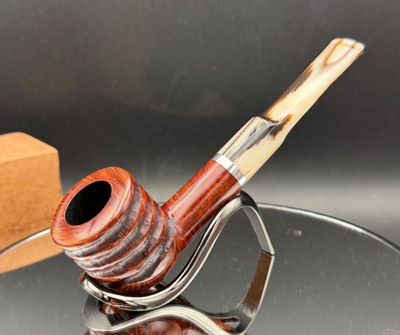 Handmade briar tobacco pipe