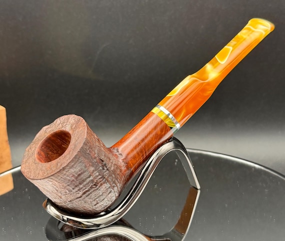 Handmade briar tobacco pipe