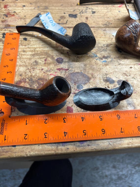 shop pipe stand