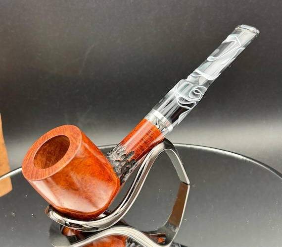 Handmade briar tobacco pipe