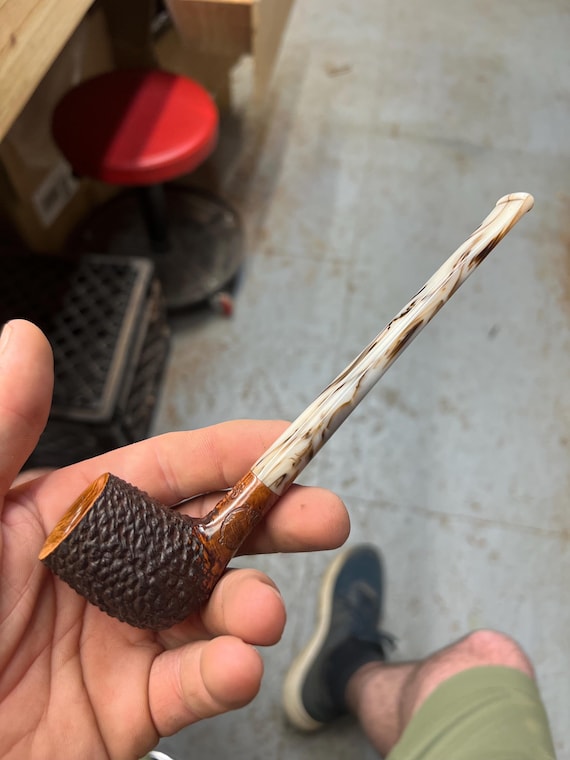 Handmade briar tobacco pipe