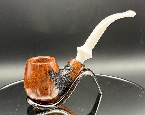 Handmade briar tobacco pipe