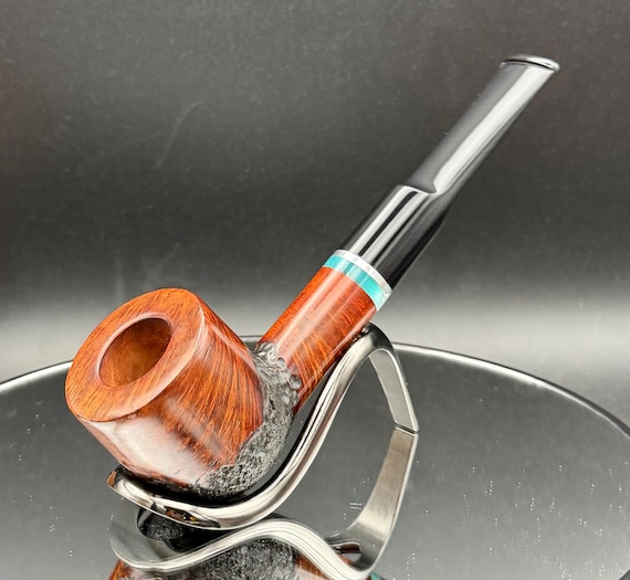 Handmade briar tobacco pipe