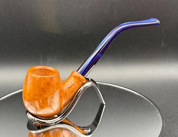 Handmade briar tobacco pipe