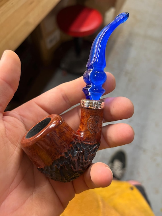 Handmade briar tobacco pipe
