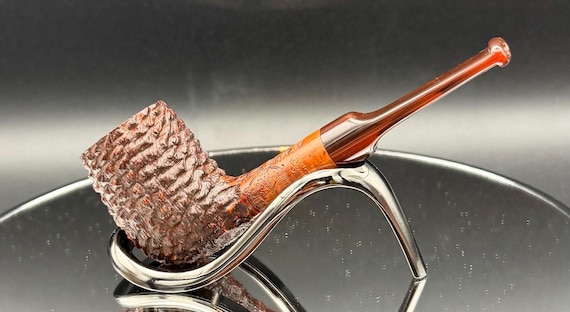 Handmade briar tobacco pipe