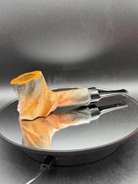 Handmade briar tobacco pipe