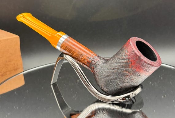 Handmade briar tobacco pipe