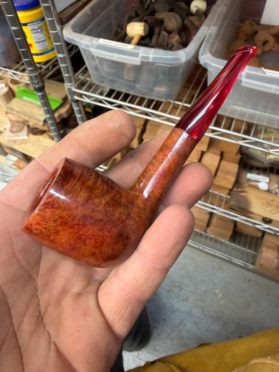 Handmade briar tobacco pipe