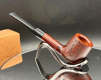 Handmade briar tobacco pipe