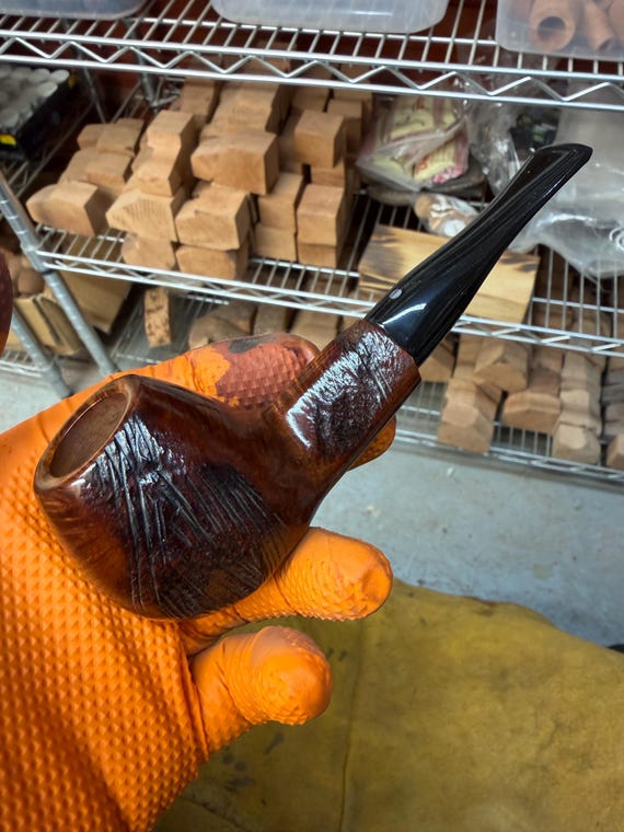 Handmade briar tobacco pipe