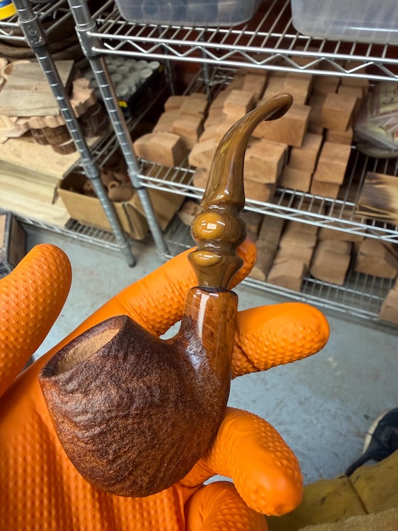 Handmade briar tobacco pipe