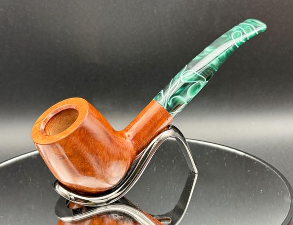 Handmade briar tobacco pipe