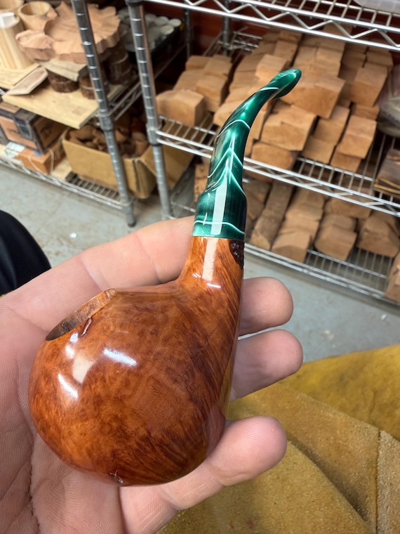 Handmade briar tobacco pipe