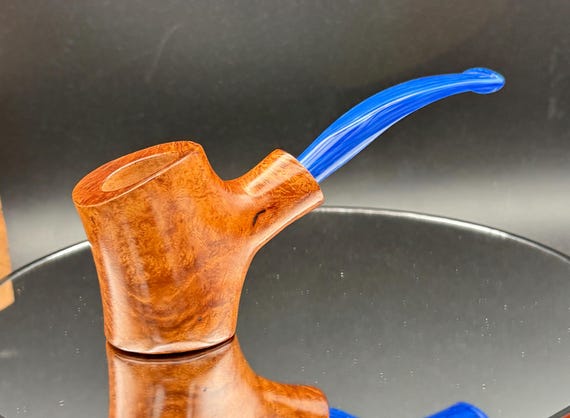 Handmade briar tobacco pipe