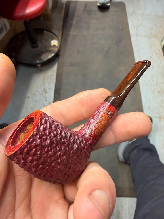 Handmade briar tobacco pipe