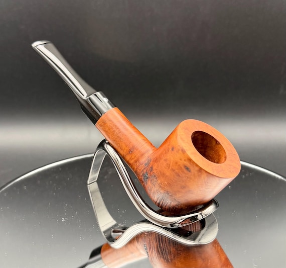 Handmade briar tobacco pipe