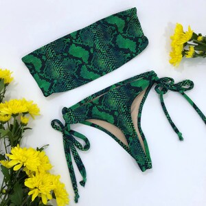 Women&#39;s Snake Bandeau Thong Bikini Swimsuit