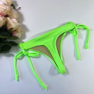 Traje de baño de bikini tipo tanga
