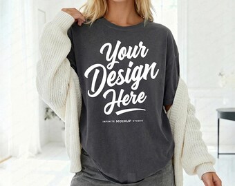 Comfort Colors 1717 Pepper T-Shirt Mockup | CC1717 Oversized Pepper, Washed Grey Tee | Untucked Cozy Shirt