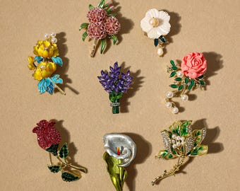Personalized birth flower pins, birth flower pins, handmade flower brooches, wedding pins, birthday gifts for her