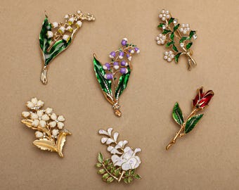 Personalized birth flower brooch, Lily of the Valley Brooch, imitation pearl brooch, handmade flower brooch, wedding brooch, Gift for Mom
