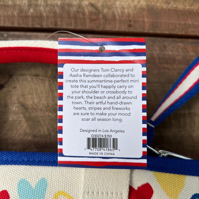 Brightonröd Vit Och Du Mini Tote Patriotisk Hjärtväska 4 juli Axelremsväska Sommar Americana Gåva NWT Bomullskanvasväska Fyrverkeritryck bild 8