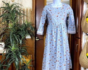 Blaues Blumen Prärie Kleid Damen XS Spitze Trim Midi Langarm Romantische Vintage Stil Cottagecore Milchmädchen Coquette Englisch Garten Party