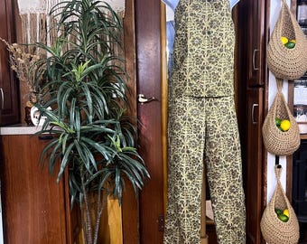 Vintage DKNY Matching Set Olive Pailletten Blumen Y2K Top Hose Schnürung Zurück 90er 2000er Clubwear Outfit Damen L 12 Indie Sleaze Ausgehset