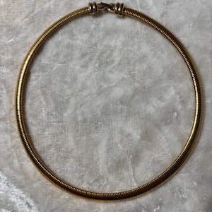 Vintage Signed Monet Gold Tone Tubogas Collar Necklace - 1980s Retro Omega Snake Chain Choker Statement Jewelry