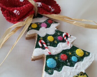 Christmas Tree Ornament, Wood Tree, Candy-Canes and Stars ,