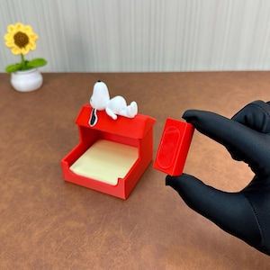 Snoopy anteckningsblockshållare med pennmugg | Söt skrivbordsorganisatör och klisterlappshållare | Rolig kontorspresent, lärarpresent, Snoopy skrivbordsdekor bild 2