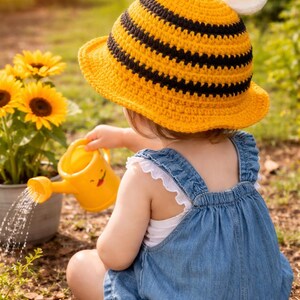 Straw Sun Hat with Yellow Bumblebee - Women\'s Summer Accessory Amazon.com: Generic Womens Summer Straw Hats Wide Brim Sun  main image 3