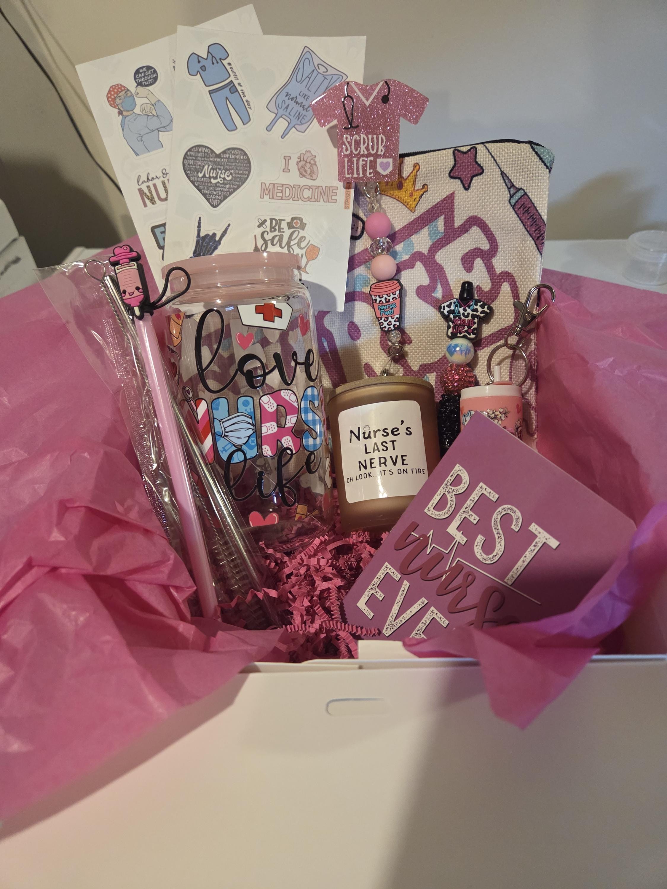 Panier Cadeau Gourmand Fleur Québec | Friandises Locaux & Délices