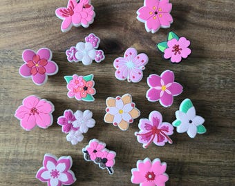 Blumen Schuhanhänger: Bezaubernde Schuhaccessoires