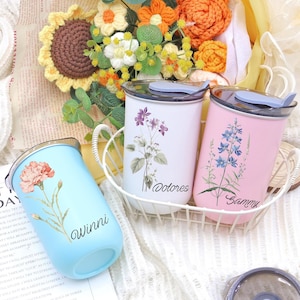 Botellas de agua con flores personalizadas con tapas, tazas de agua de acero inoxidable personalizadas con nombres, tazas de café con tapas, regalos de cumpleaños