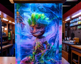 Cute Tree Character Resin Lamp, LED Night Light with Smoke Effect, Breakwooden Fantasy Desk Decor, Unique Gift for Kids & Gamers Room