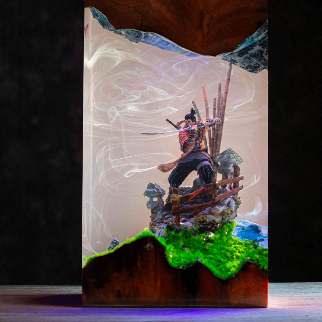 Led Design Samurai Samurai Resin LED Lamp, Handmade Night Light Diorama, Epoxy Wood Desk ...