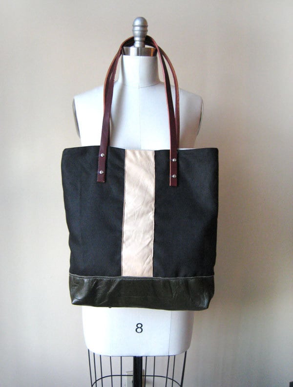 Small Hemp Handbag With Cow Leather Handles