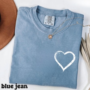 Cute Heart Comfort Colors Shirt, Minimalist Shirt, Heart Shirt, Heart Print Shirt, Trendy Heart Shirt, Trendy Oversized Shirt, Gift for Her