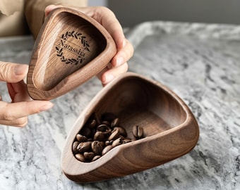 Personalized Walnut Coffee Dosing Tray Custom Engraved Coffee Bean Holder Wooden Espresso Dosing Cup Barista Gift for Coffee Lovers